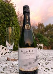 Sparkling wine Road Green Vineyard